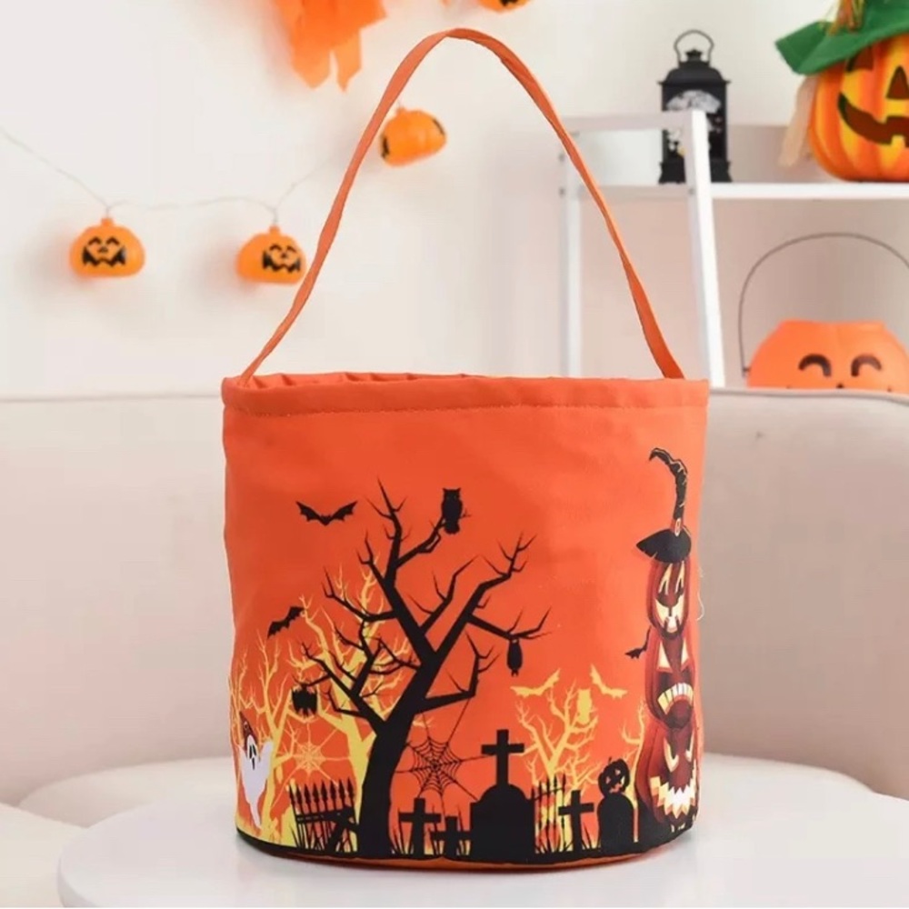 Halloween LED Trick or Treat Candy Bag - Picture 2 of 5